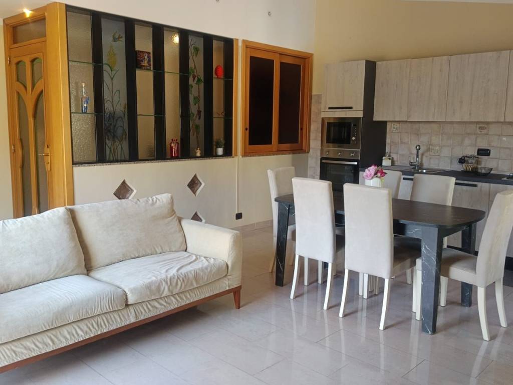 casa indipendente in vendita a Gualtieri Sicaminò