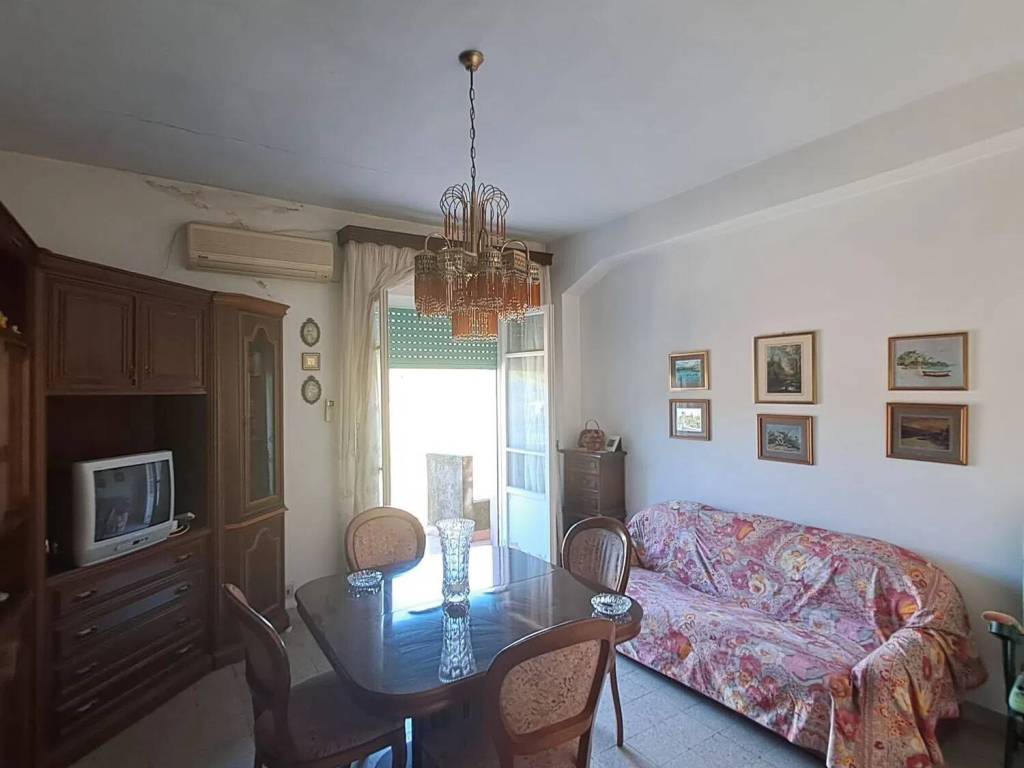 appartamento in vendita a Gualtieri Sicaminò