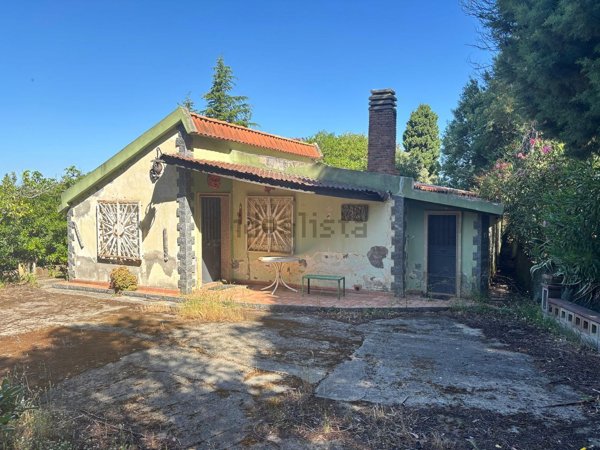 casa indipendente in vendita a Gualtieri Sicaminò