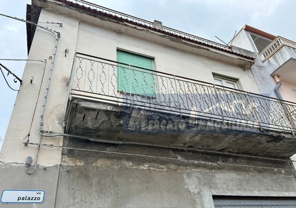 appartamento in vendita a Gualtieri Sicaminò