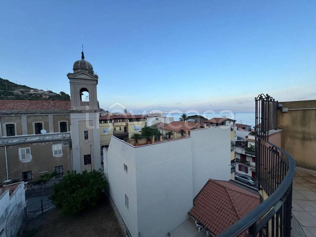 casa indipendente in vendita ad Itala