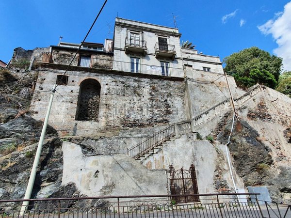 casa indipendente in vendita ad Itala