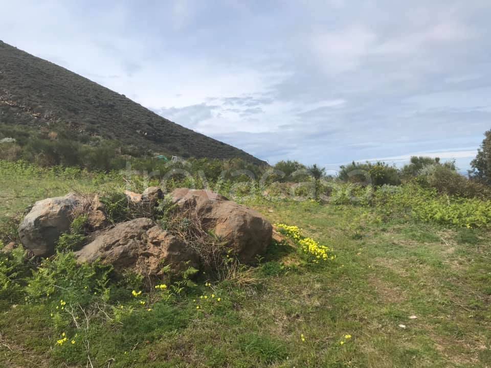 terreno agricolo in vendita a Leni in zona Valdichiesa