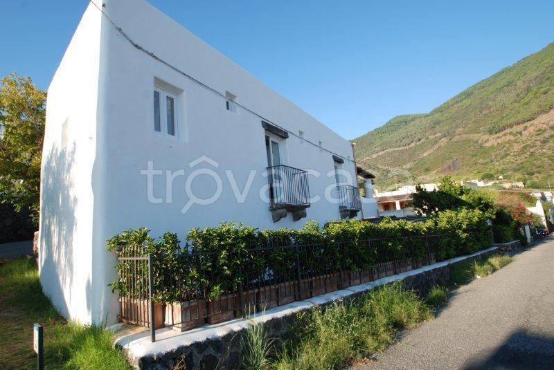 casa indipendente in vendita a Leni