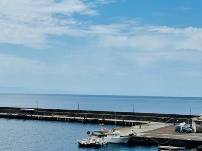 casa indipendente in vendita a Leni in zona Rinella