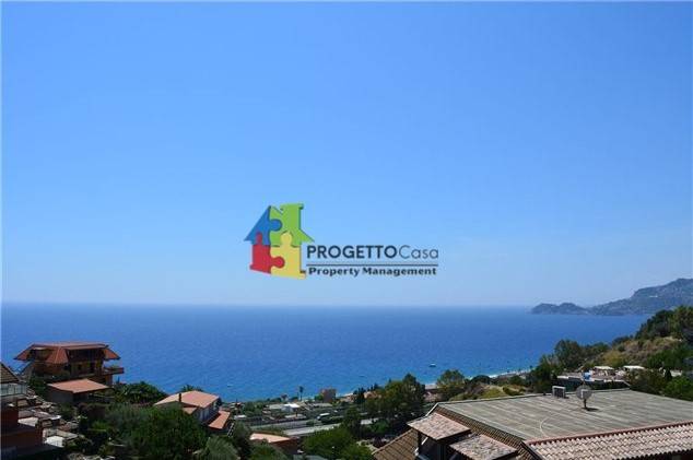 appartamento in vendita a Letojanni