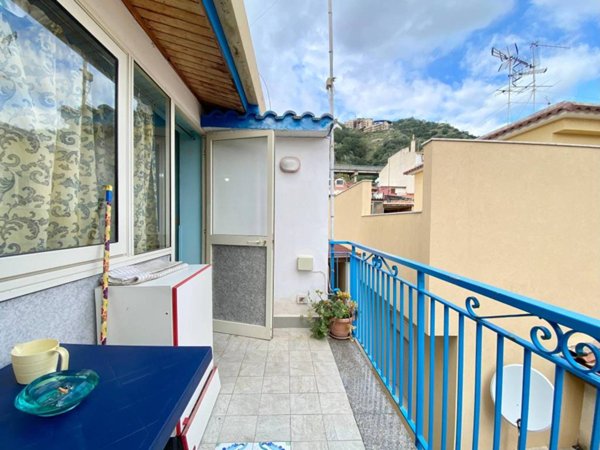 casa indipendente in vendita a Letojanni