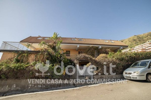 appartamento in vendita a Letojanni