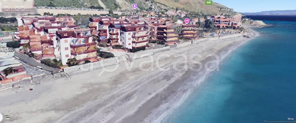 appartamento in vendita a Letojanni
