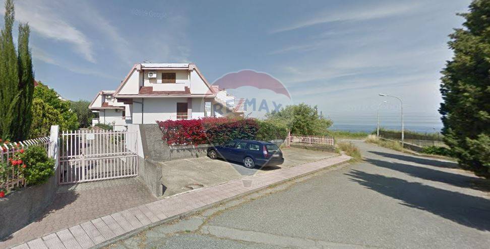 appartamento in vendita a Letojanni