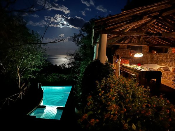 casa indipendente in vendita a Letojanni
