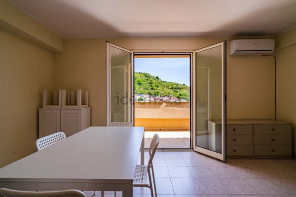 appartamento in vendita a Letojanni