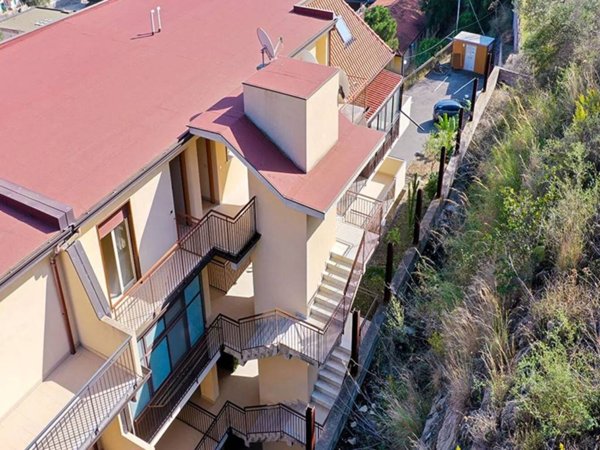appartamento in vendita a Letojanni