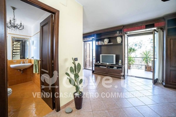 appartamento in vendita a Letojanni