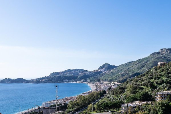 appartamento in vendita a Letojanni