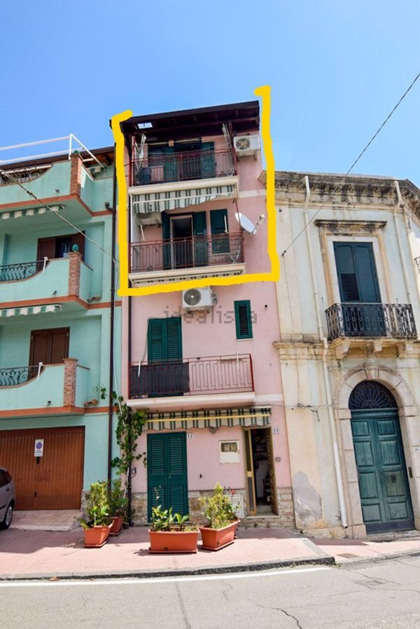 appartamento in vendita a Letojanni