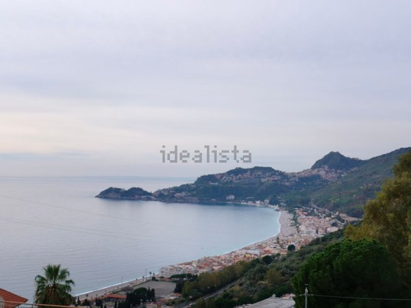 appartamento in vendita a Letojanni