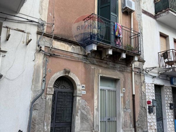 appartamento in vendita a Letojanni