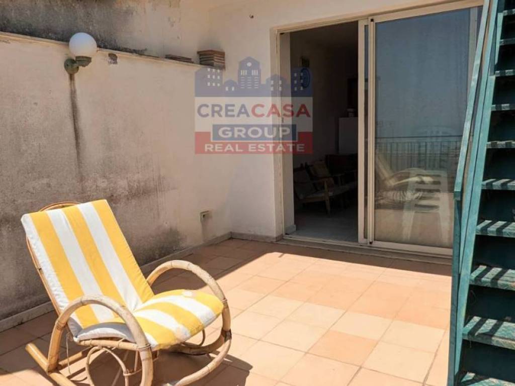 casa indipendente in vendita a Letojanni