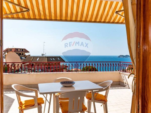 appartamento in vendita a Letojanni