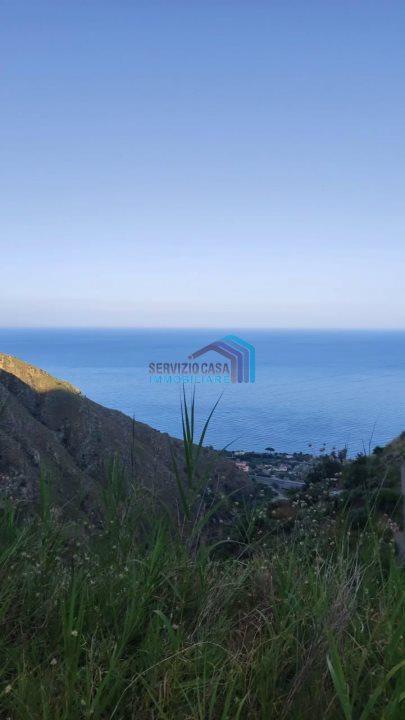 appartamento in vendita a Letojanni