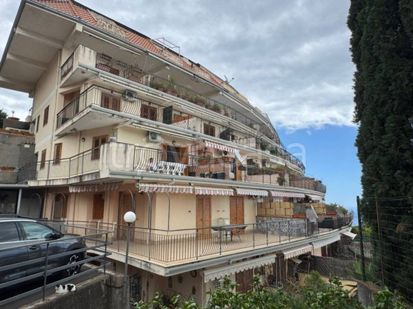 appartamento in vendita a Letojanni