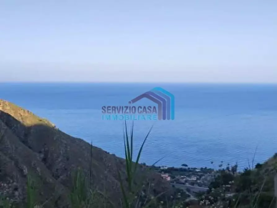 terreno edificabile in vendita a Letojanni