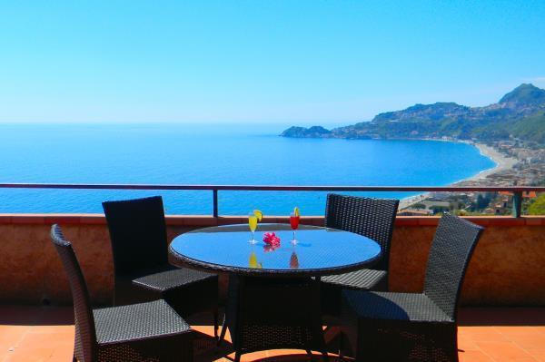 appartamento in vendita a Letojanni