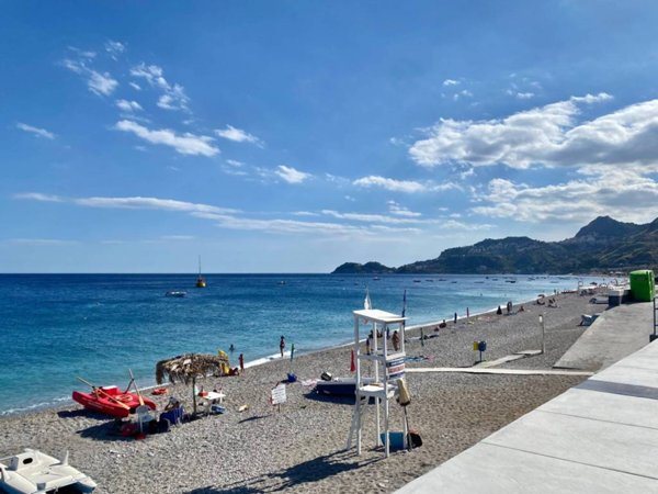 appartamento in vendita a Letojanni