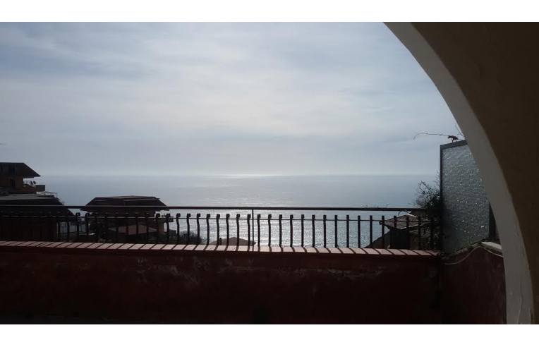 appartamento in vendita a Letojanni