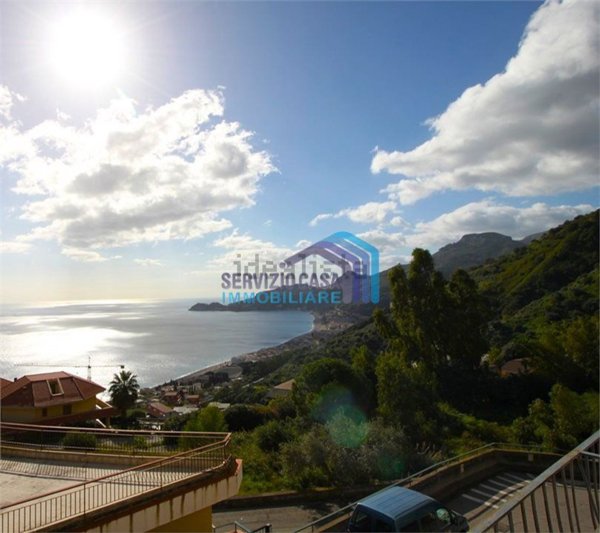 appartamento in vendita a Letojanni