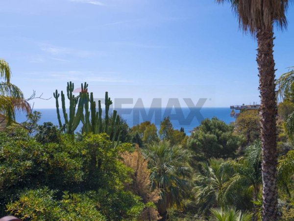 appartamento in vendita a Letojanni