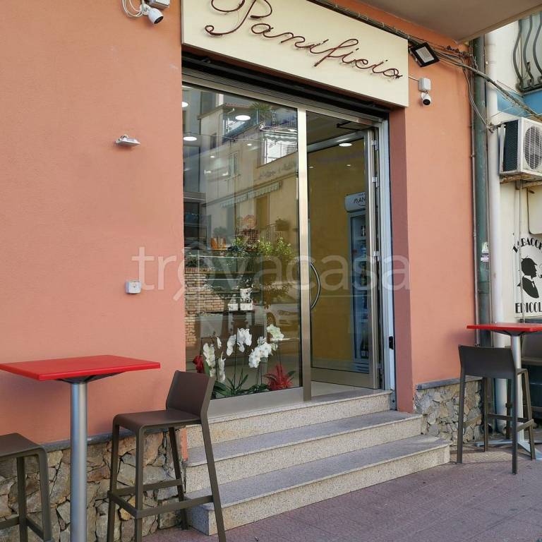 negozio in vendita a Letojanni