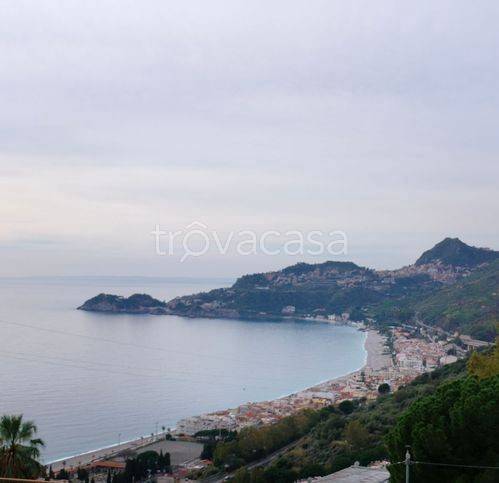 appartamento in vendita a Letojanni