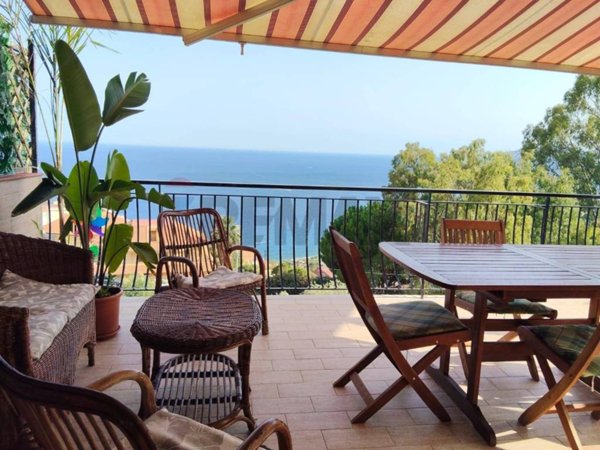 appartamento in vendita a Letojanni