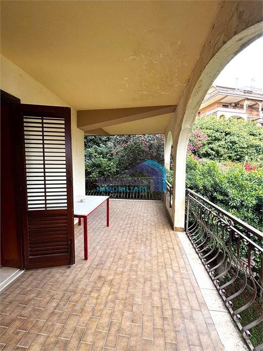 appartamento in vendita a Letojanni