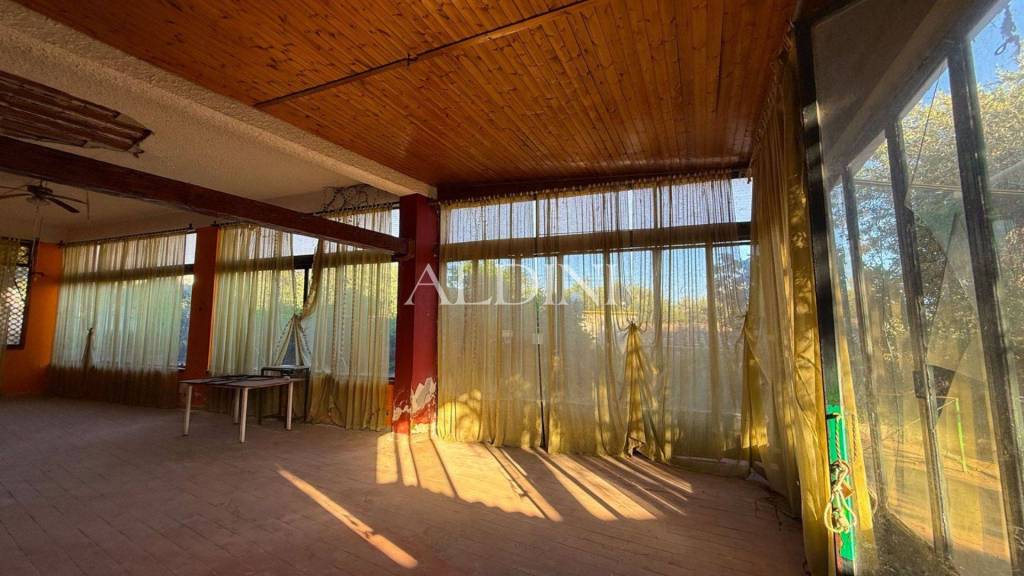 negozio in vendita a Letojanni