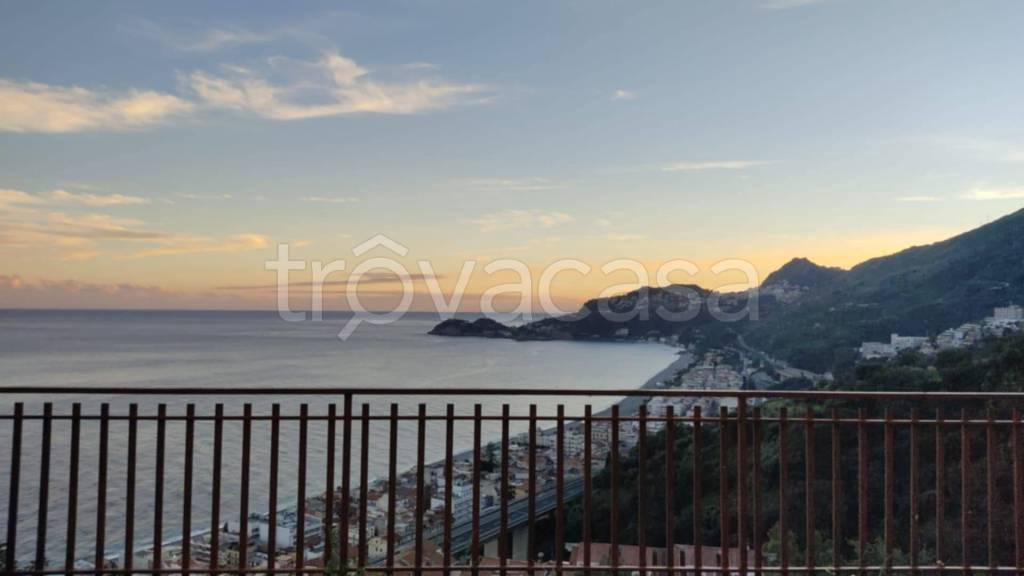 appartamento in vendita a Letojanni