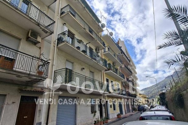 appartamento in vendita a Letojanni