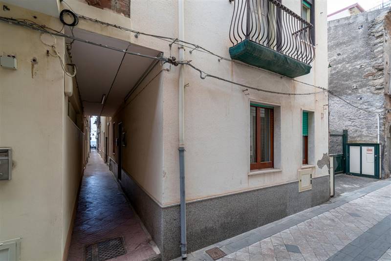 appartamento in vendita a Letojanni