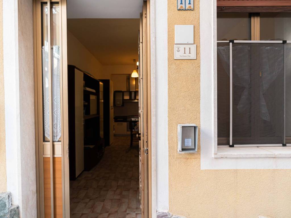 casa indipendente in vendita a Letojanni