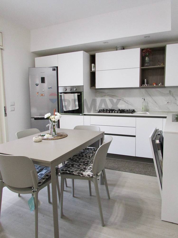 appartamento in vendita a Letojanni