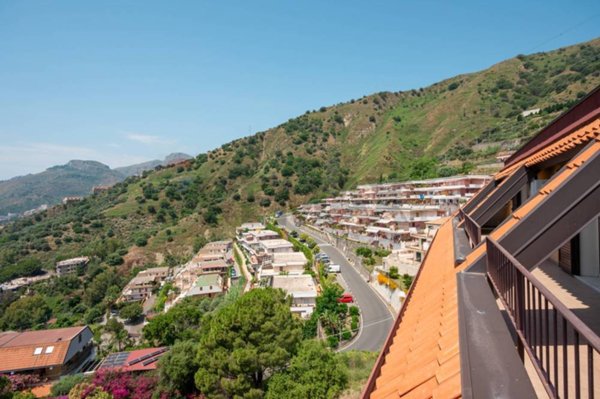 appartamento in vendita a Letojanni