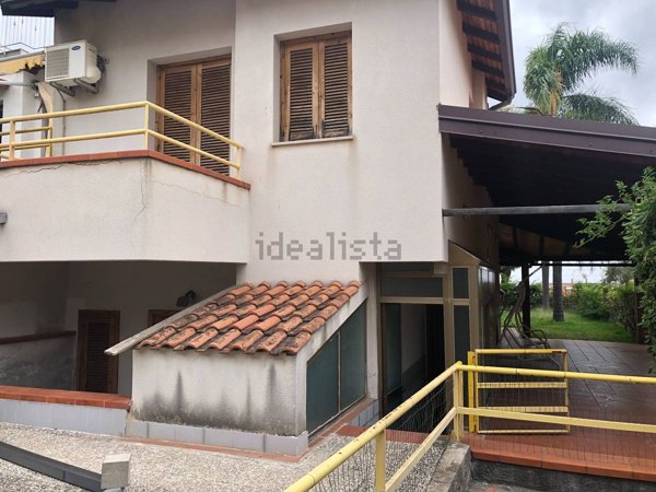 quadrivano in vendita a Letojanni