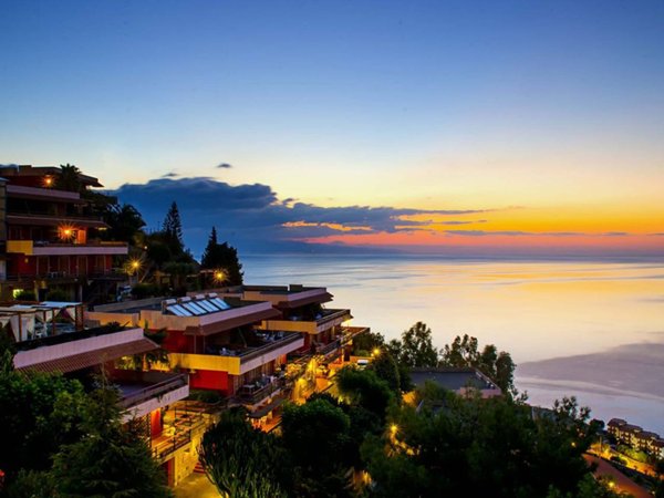 appartamento in vendita a Letojanni