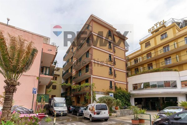 appartamento in vendita a Letojanni