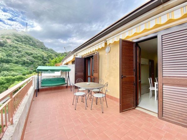 appartamento in vendita a Letojanni