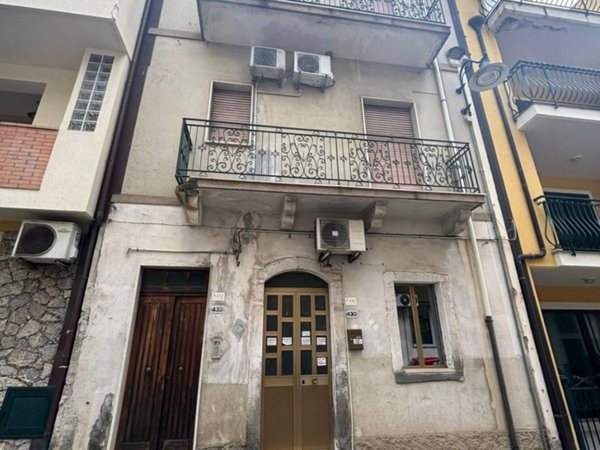 casa indipendente in vendita a Letojanni