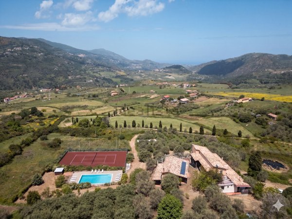 casa indipendente in vendita a Librizzi