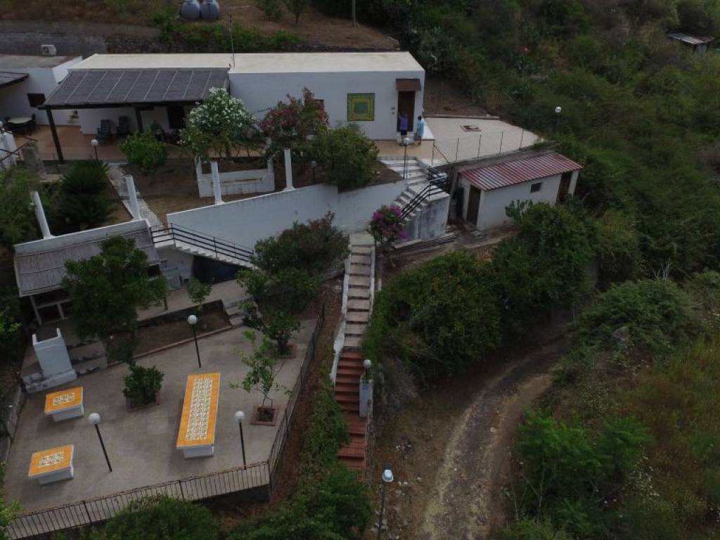 casa indipendente in vendita a Lipari